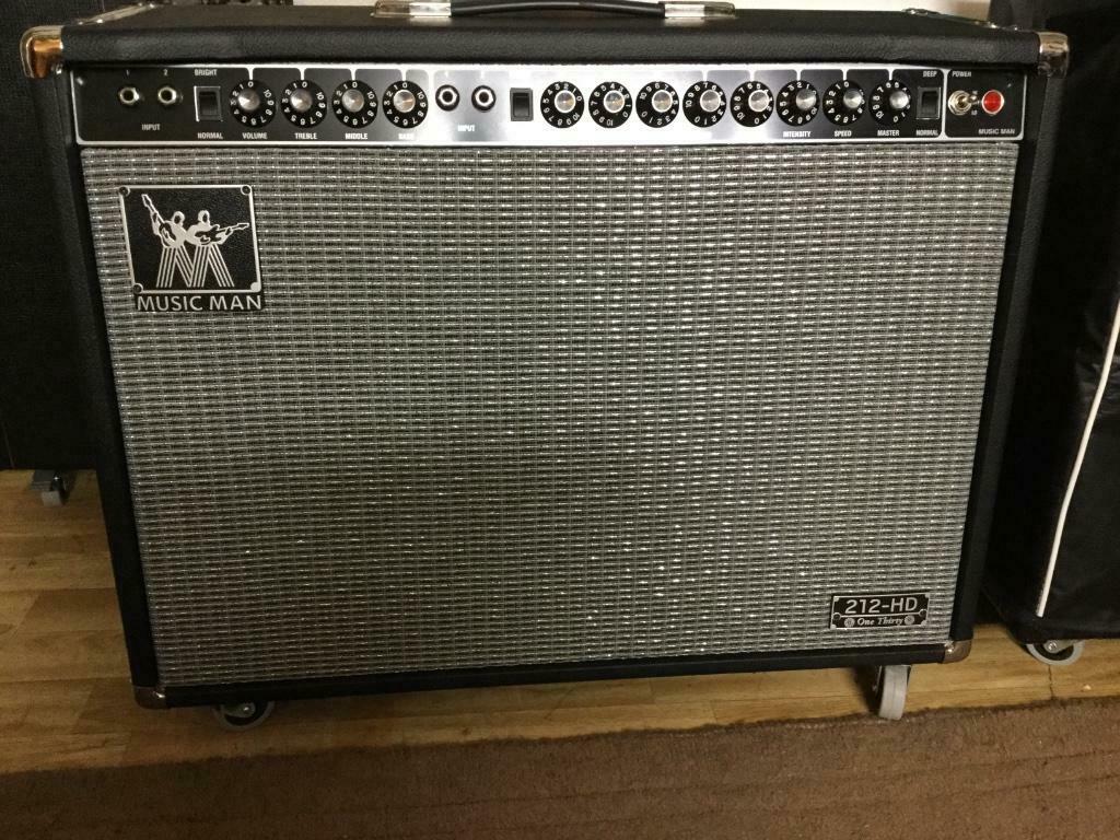 helemaal in nieuwstaat musicman 212 HD, Muziek en Instrumenten, Ophalen, Zo goed als nieuw, Gitaar, 100 watt of meer