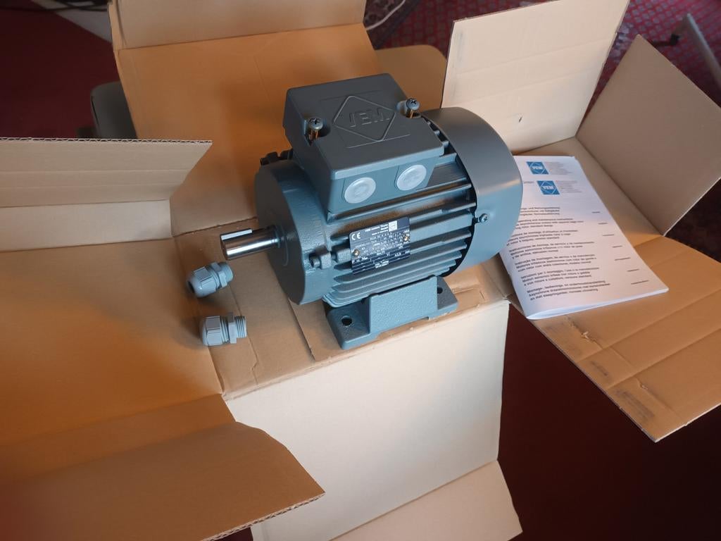 2 snelheden elektromotor 3 fase toerental 1400/2800, Doe-het-zelf en Verbouw, Motoren, Ophalen of Verzenden, Nieuw, Elektromotor