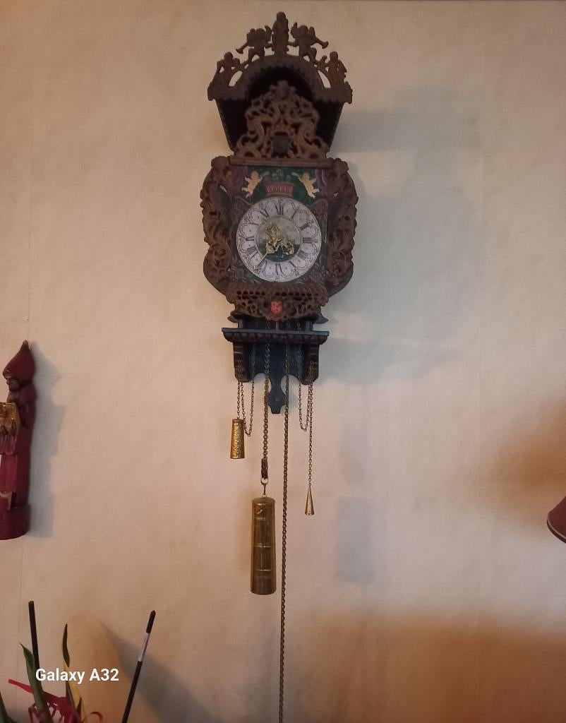 Friese Stoeltjesklok, Antiek en Kunst, Ophalen