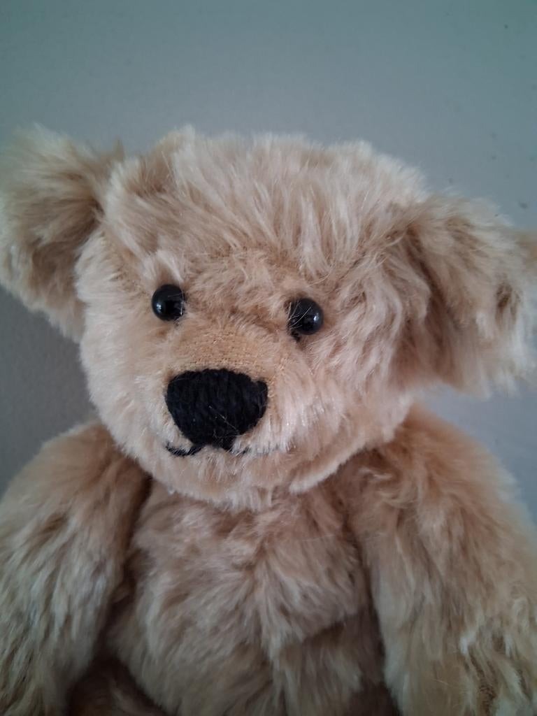 Mohair beer, Verzamelen, Beren en Cherished Teddies, Ophalen of Verzenden, Stoffen beer, Overige merken