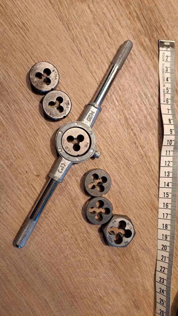 Schroefdraad reparatieset - M4 t/m M10 - Snijset, Ophalen, Gebruikt