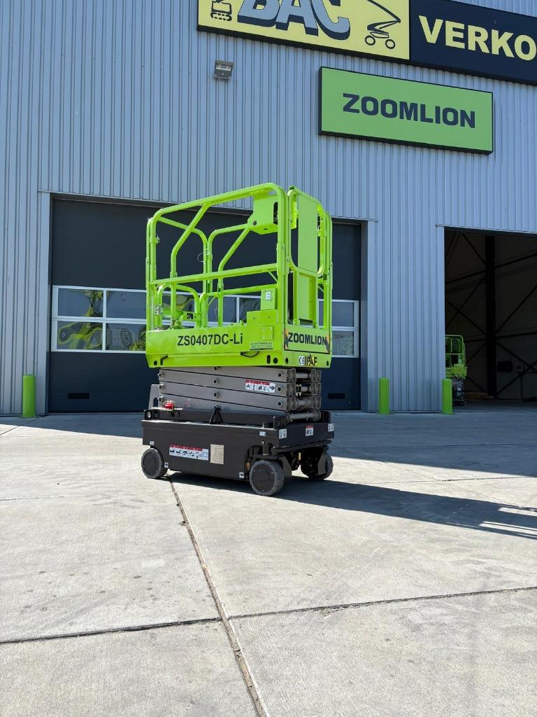 Nieuwe Zoomlion schaarhoogwerker 6,5 meter werkhoogte, Ophalen