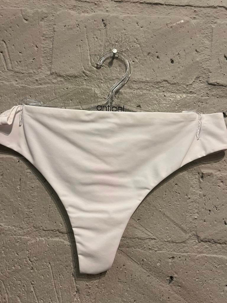Antigel string maat 40 NIEUW!! Nu €20,-, Ophalen of Verzenden, String