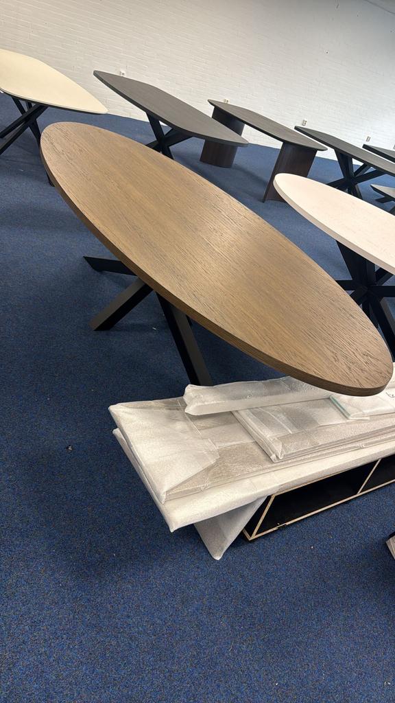 PUUUR Ovale eettafel 300cm - Japandi Mist eiken fineer, Ophalen, 100 tot 150 cm, Eikenhout, Vijf personen of meer