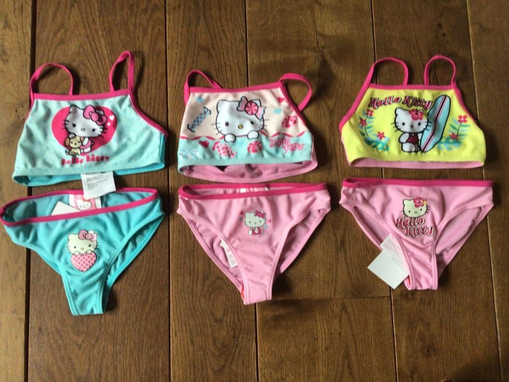 Bikini hello kitty  maat 92/98  nieuw  3 verschillende, Bikini hello kitty  maat 92/98  nieuw  3 verschillende  per setje 6 euro