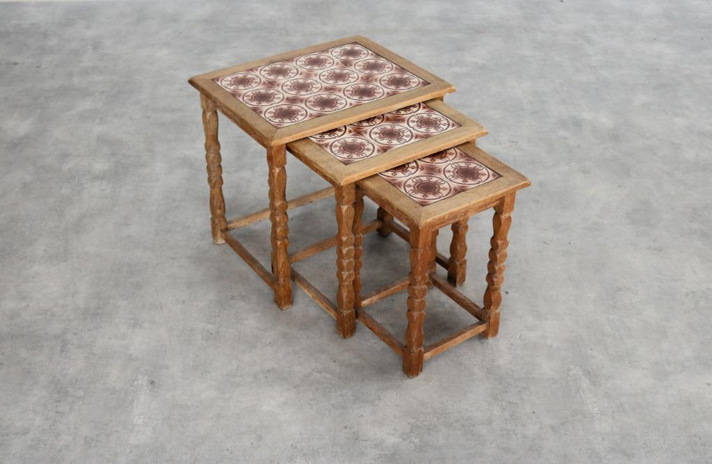 brutalist bijzettafels | nesting tables | jaren 60 | Deens, Minder dan 55 cm, Gebruikt, ., Ophalen of Verzenden
