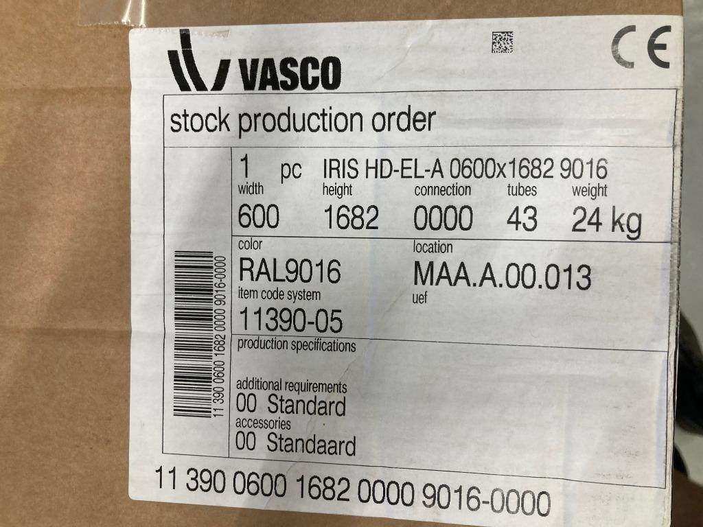 Vasco Iris HD-EL-A elektrische radiator 1682 x 600 1000 watt, Doe-het-zelf en Verbouw, Verwarming en Radiatoren, Radiator, Nieuw