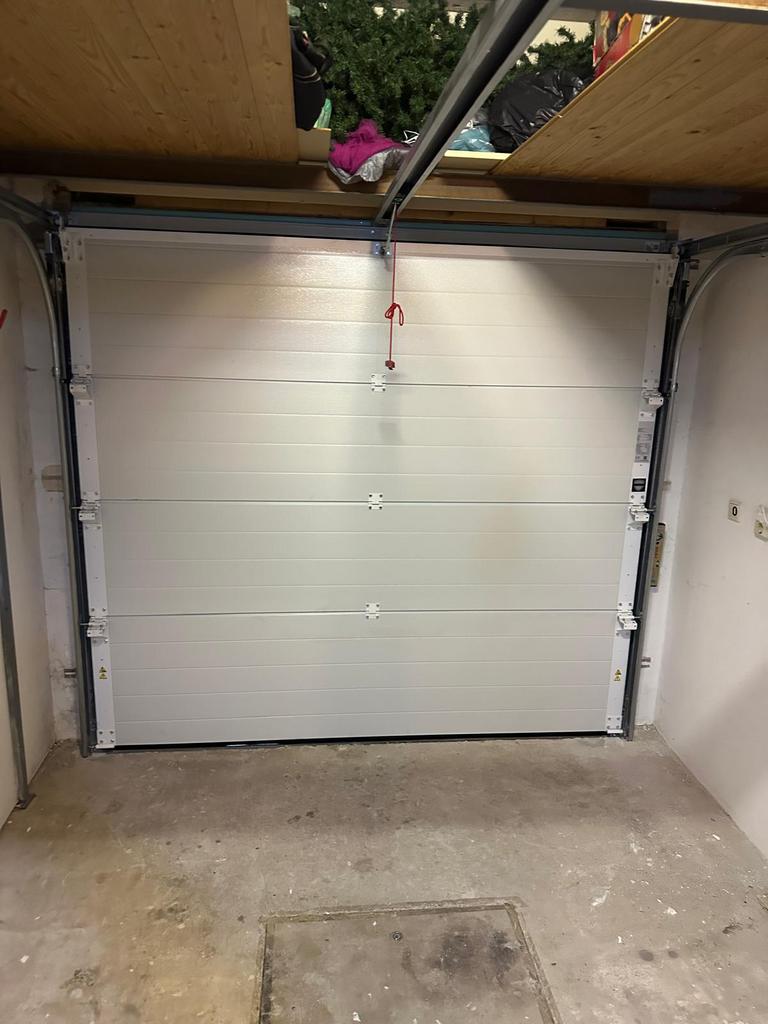 Garagedeur vervangen? Garagedeur kapot? Nieuwe garagedeuren, Ophalen of Verzenden, Nieuw, Hout, Garagedeur