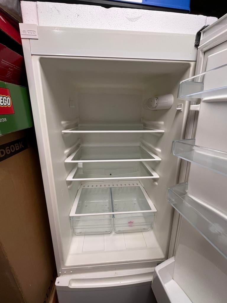 Bosch Refrigerator, Ophalen, Gebruikt, 200 liter of meer, 140 tot 160 cm