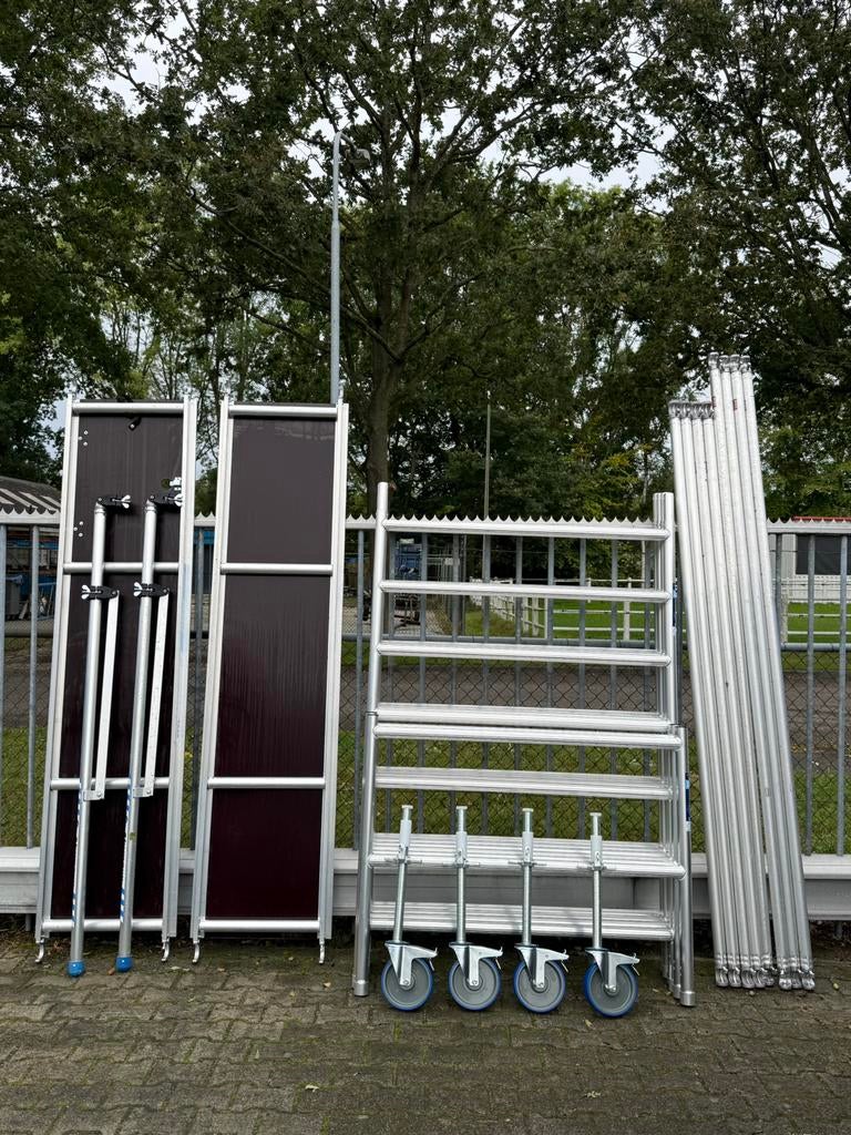 🏆 de NR1 Rolsteiger bestellen gratis geleverd 135x250x6,2m, Doe-het-zelf en Verbouw, Ophalen of Verzenden, Nieuw, Rolsteiger of Kamersteiger