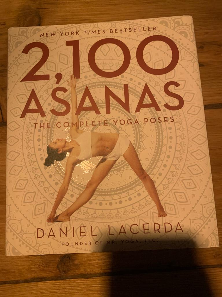 2100 ASANAS The complete yoga poses, Ophalen of Verzenden, Zo goed als nieuw, Overig