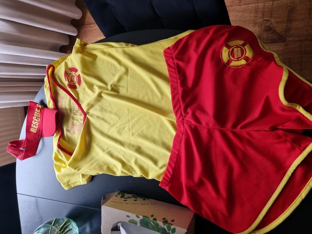 Baywatch reddingsbrigade carnaval kostuum S/M, Ophalen of Verzenden, Zo goed als nieuw