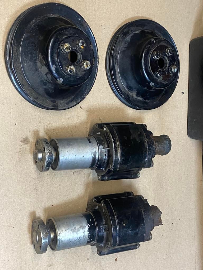 MERCRUISER BRAVO WATERPOMP KOELWATER  SEA WATERPUMP, Watersport en Boten, Accessoires en Onderhoud, Ophalen, Motor en Techniek