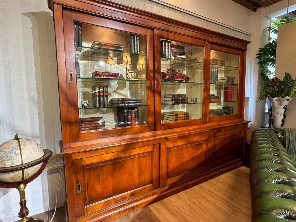 Grote massief kersenhouten boekenkast vitrinekast Glas, Huis en Inrichting, Kasten | Boekenkasten, Gebruikt, 200 cm of meer, Ophalen of Verzenden