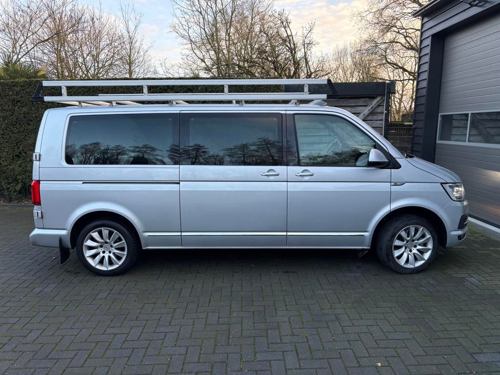 Volkswagen Caravelle Highline T6 204pk dubbele cabine, Automaat, Zwart, 4 cilinders, Volkswagen