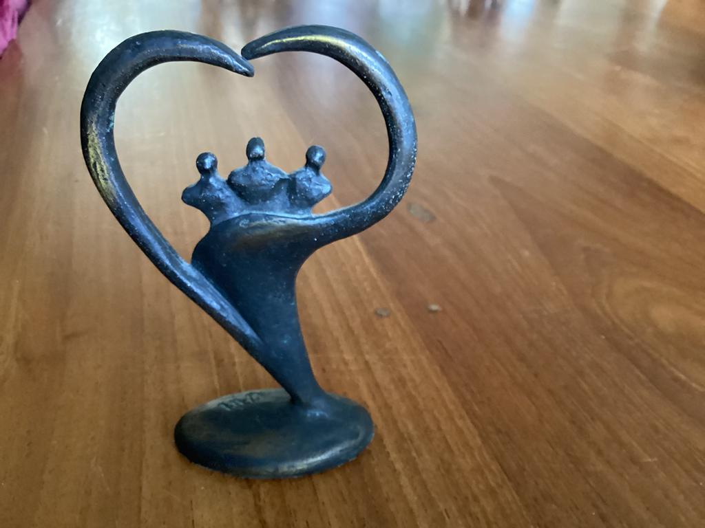 Corrie Ammerlaan, hartvorm met 3 figuren., Ophalen of Verzenden