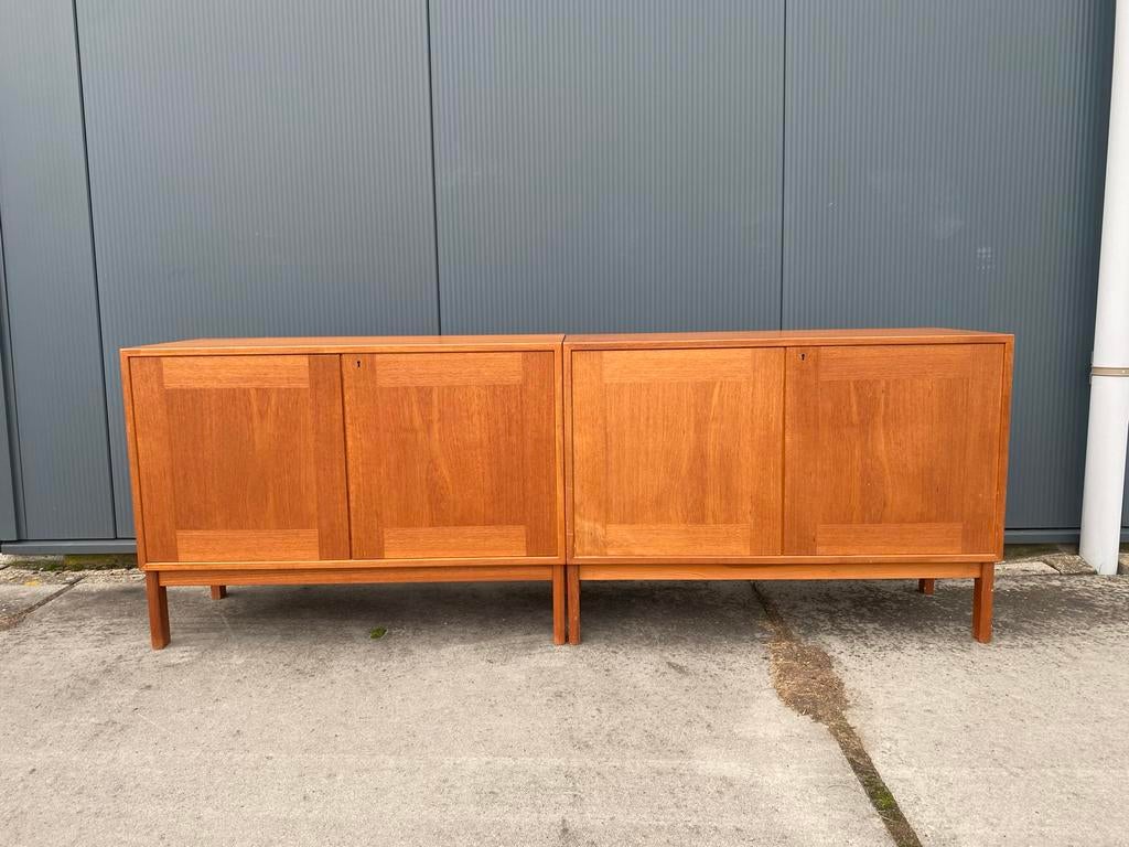 Set van twee Vintage teakhout Zweedse kasten, Ophalen, Gebruikt