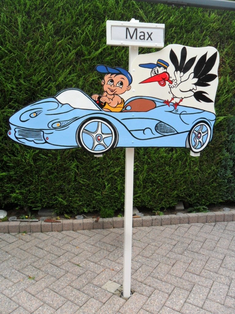 Geboorteborden Geboortebord baby in blauwe sportauto., Ophalen, Nieuw, Geboortebord
