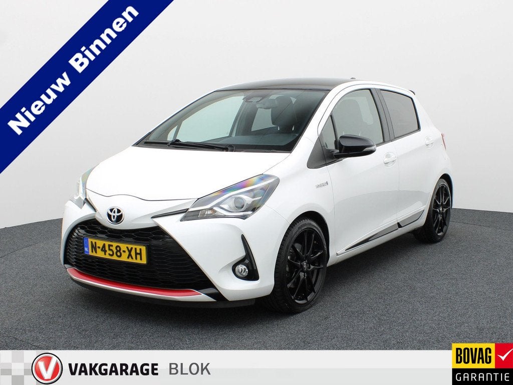Toyota Yaris 1.5 Hybrid GR-Sport | Keyless | Apple Carplay/A, Auto's, Toyota, 12 maanden, 4 cilinders, Wit, Bedrijf