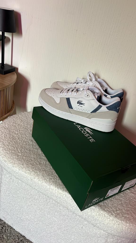 Nieuwe Lacoste sneakers, Kleding | Dames, Schoenen, Wit, Nieuw, Ophalen of Verzenden, Sneakers of Gympen