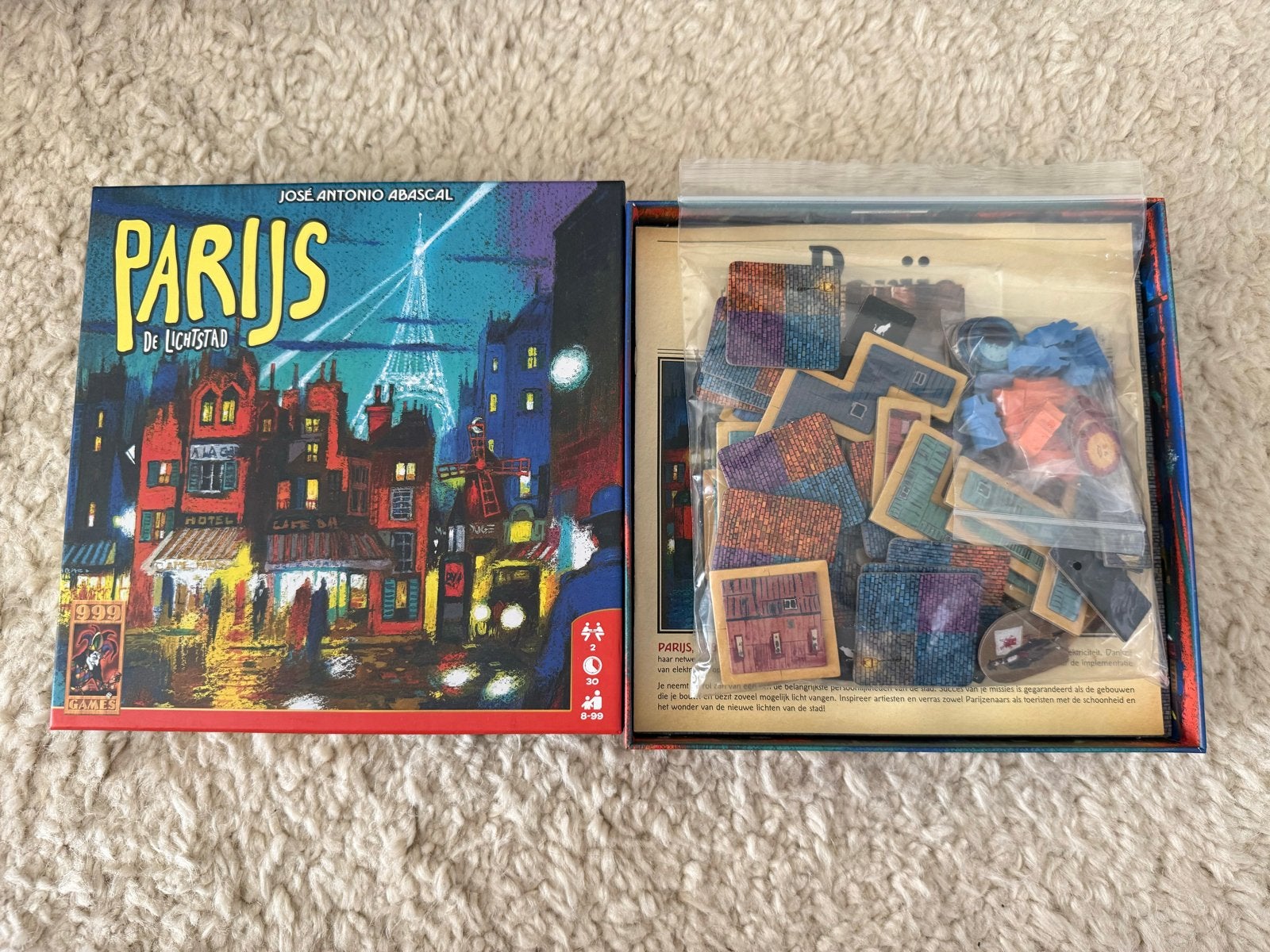 Parijs: De Lichtstad - Strategisch bordspel, Een of twee spelers, Ophalen of Verzenden, Zo goed als nieuw