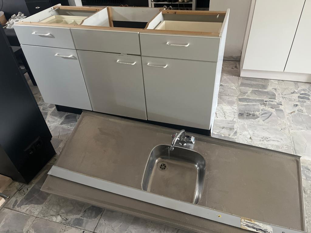 Gebruikt keukenblok met aanrechtblad, spoelbak en kraan, Huis en Inrichting, Keuken | Complete keukens, Gebruikt, Enkelwandige keuken