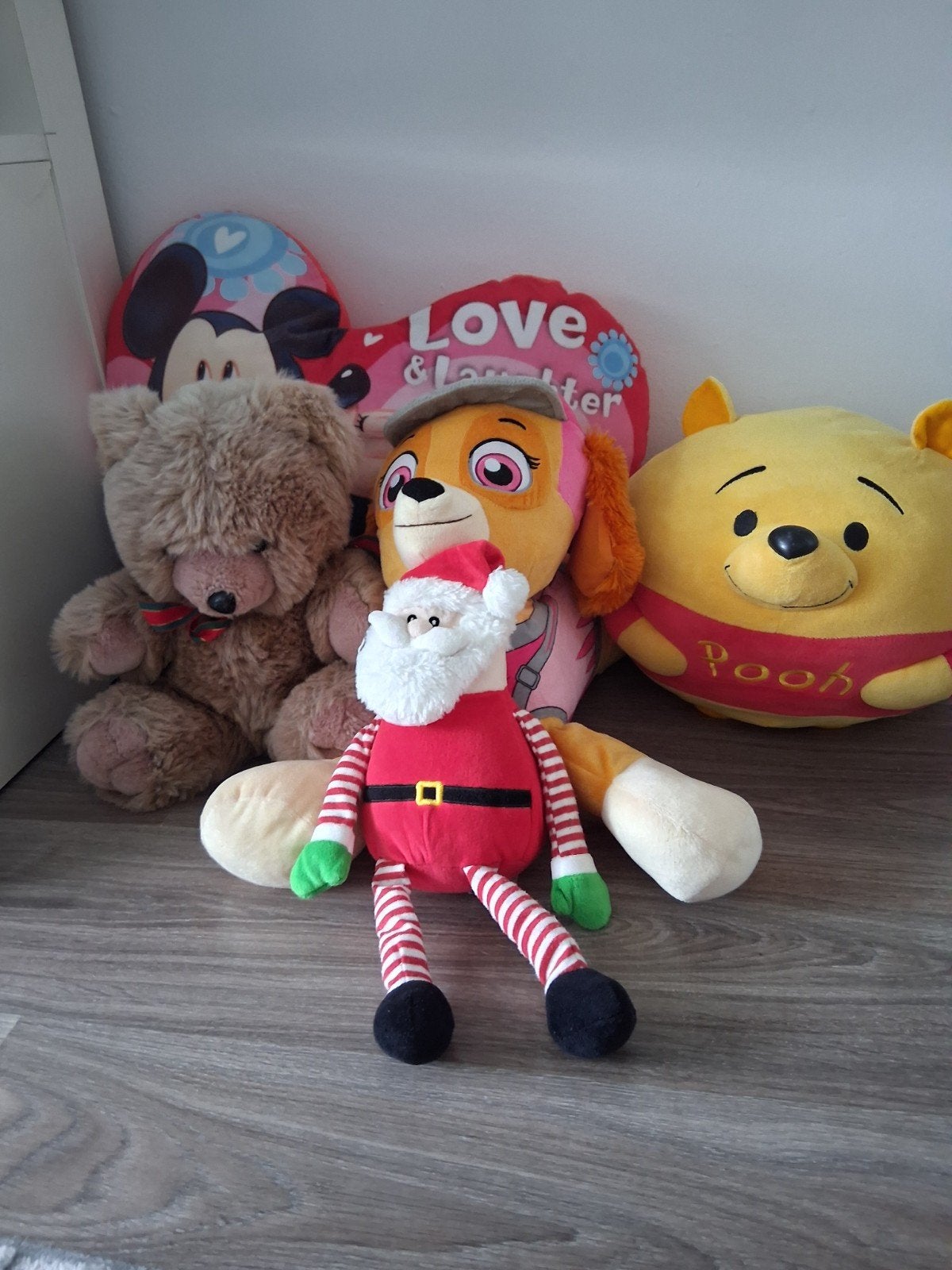 Diverse knuffels: Beer, Skye (Paw Patrol), Winnie de Poeh, Beer, Ophalen of Verzenden, Middelgroot (20 tot 80 cm), Bruin