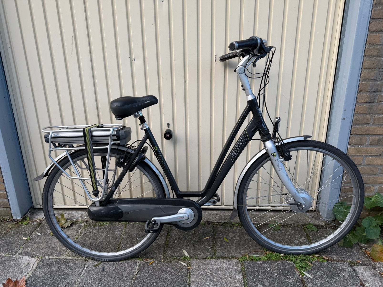 RIH Omega 3 elektrische damesfiets, Zo goed als nieuw, 51 tot 55 cm, 50 km per accu of meer, Ophalen