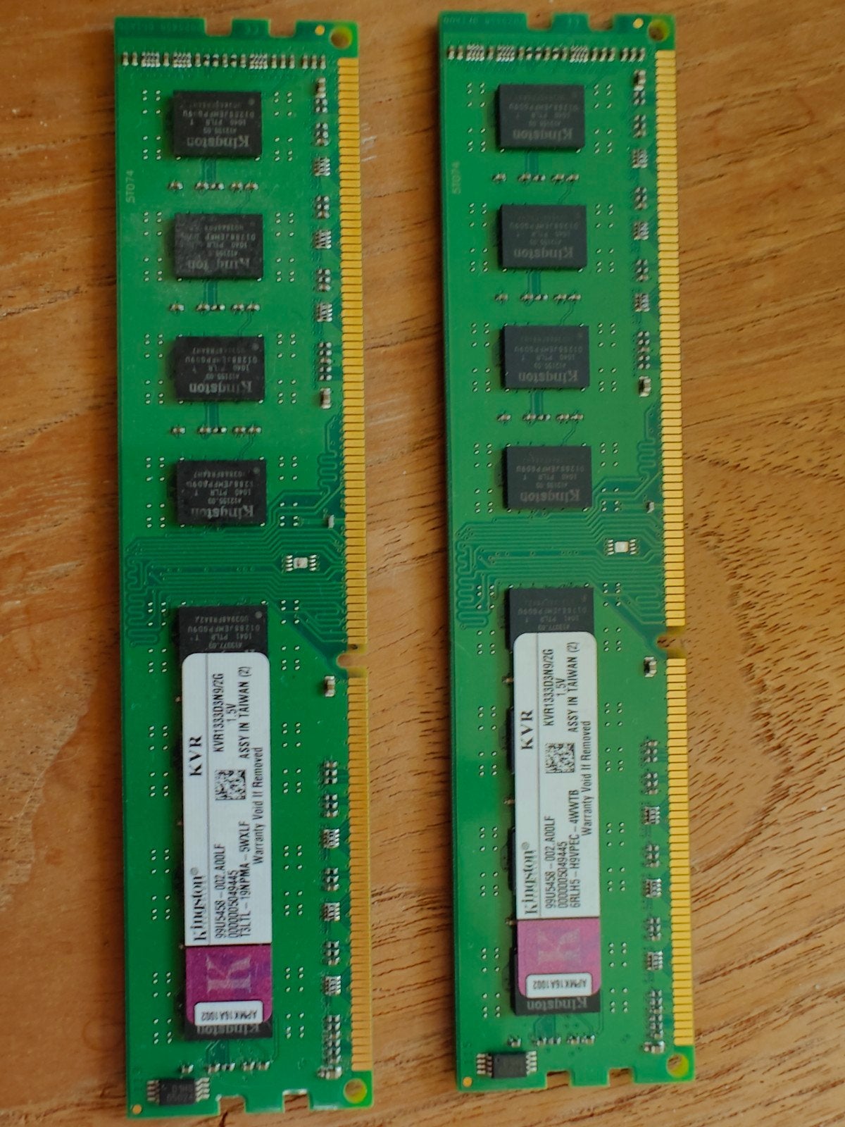 Kingston RAM Geheugenmodules - 2x 2GB, Computers en Software, RAM geheugen, Gebruikt, Overige soorten, Server, Ophalen of Verzenden