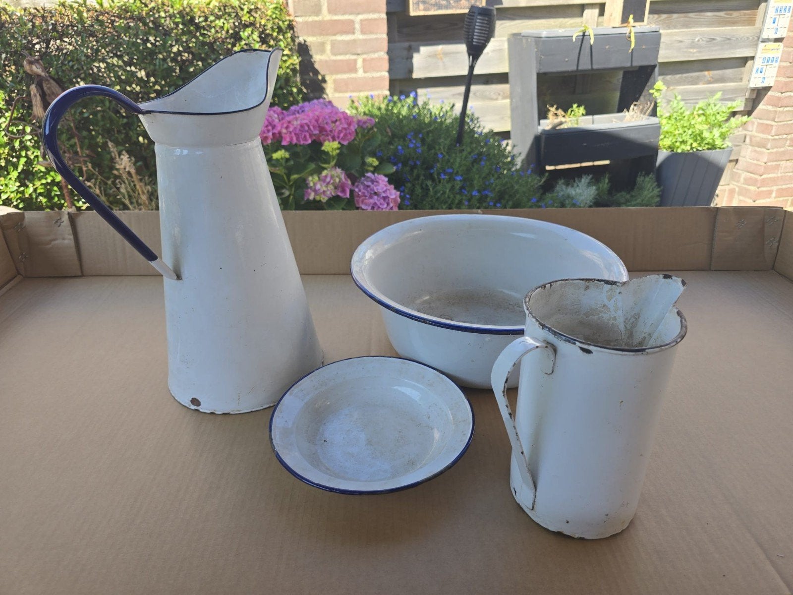 Vintage geëmailleerde waskom set - wit met blauwe rand, Ophalen of Verzenden