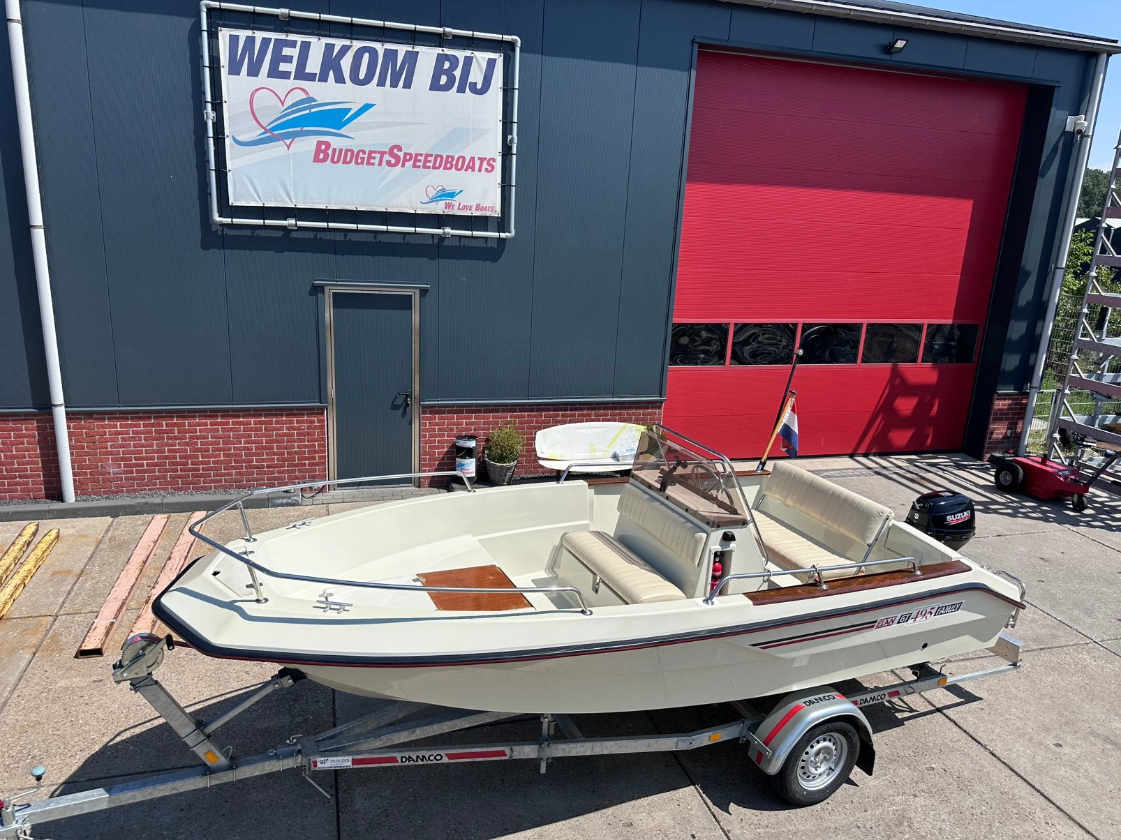 Elan GT 495 Family met Suzuki 20PK 4-takt trailer Vaarklaar!, 10 tot 30 pk, Viertaktmotor, Ophalen of Verzenden, Zo goed als nieuw