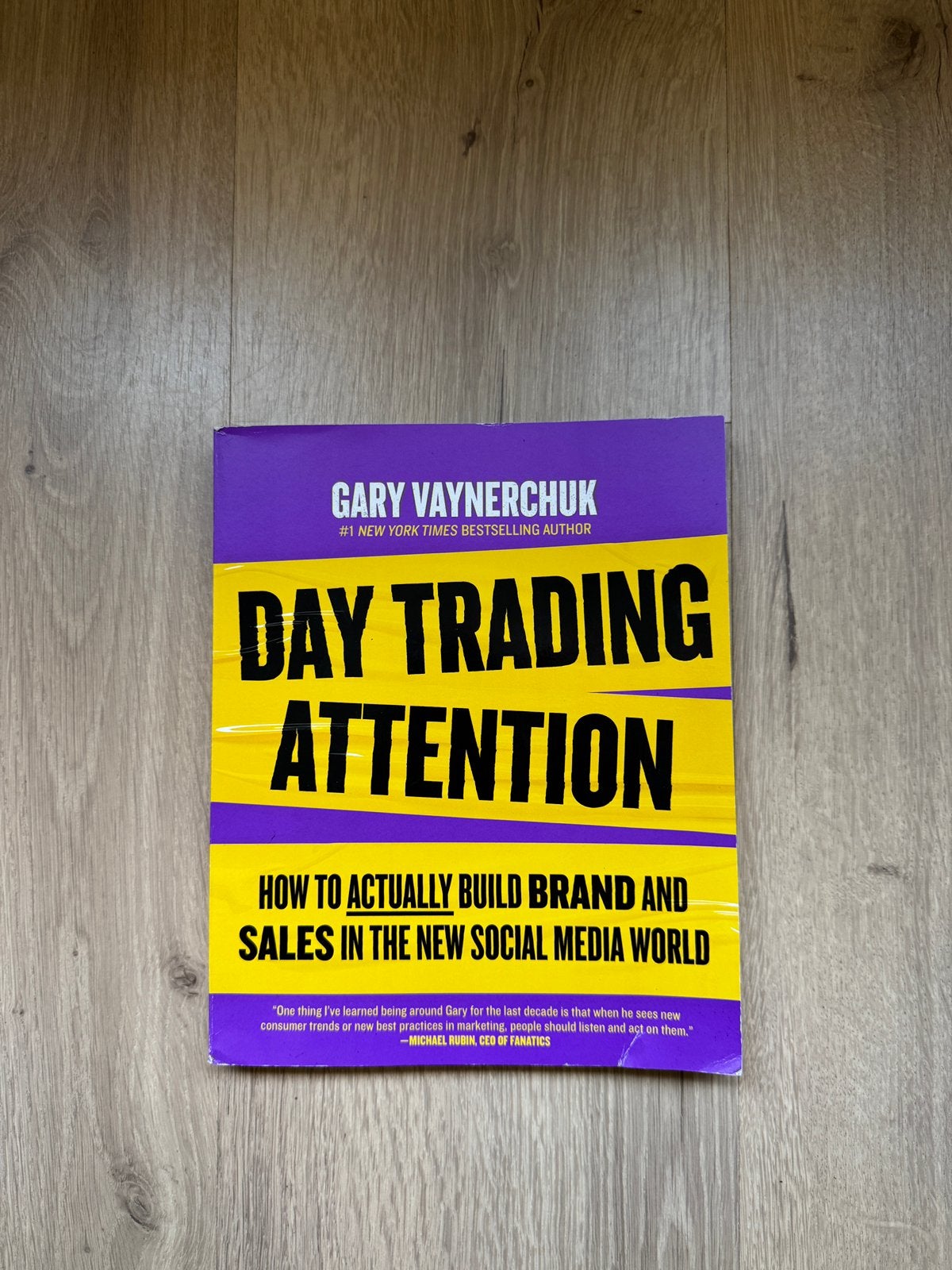 Gary Vaynerchuk - Day Trading Attention, Boeken, Ophalen of Verzenden, Zo goed als nieuw, Management
