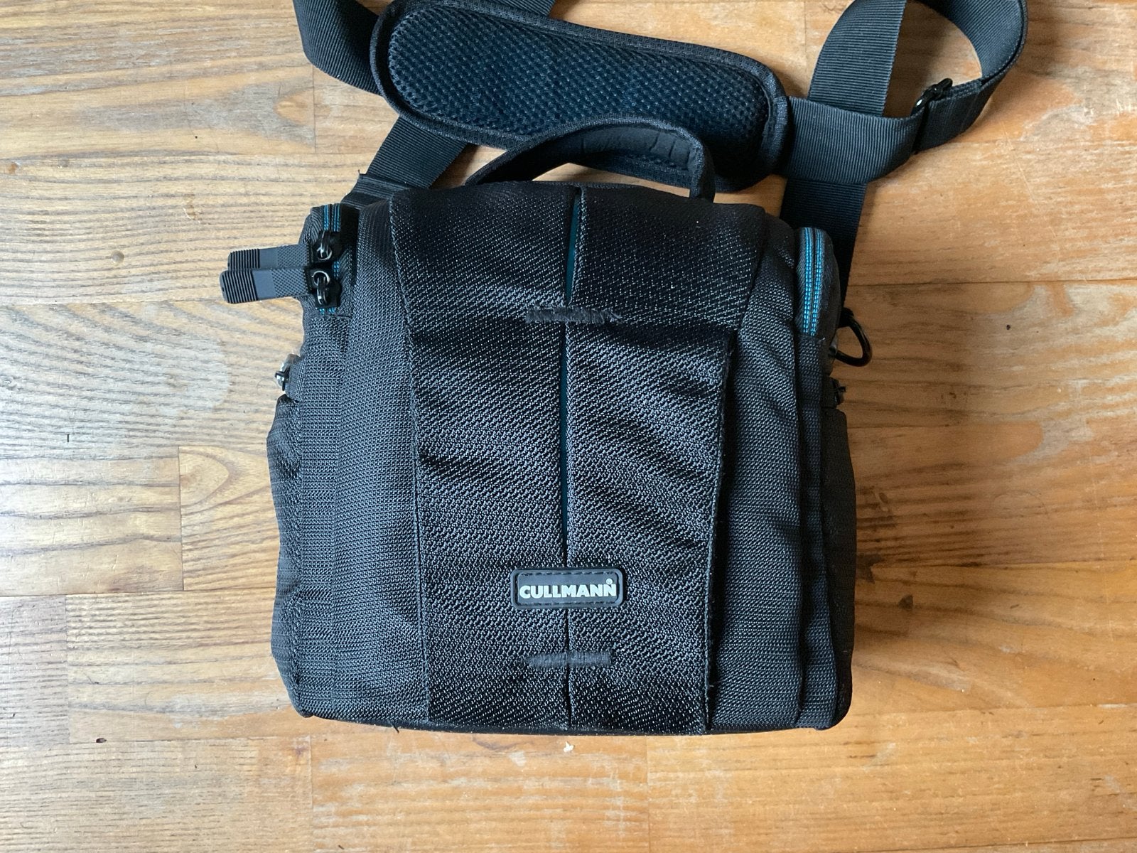 Cullmann Cameratas - Compact en Beschermend, Overige merken, Gebruikt, Gevoerd, Ophalen of Verzenden