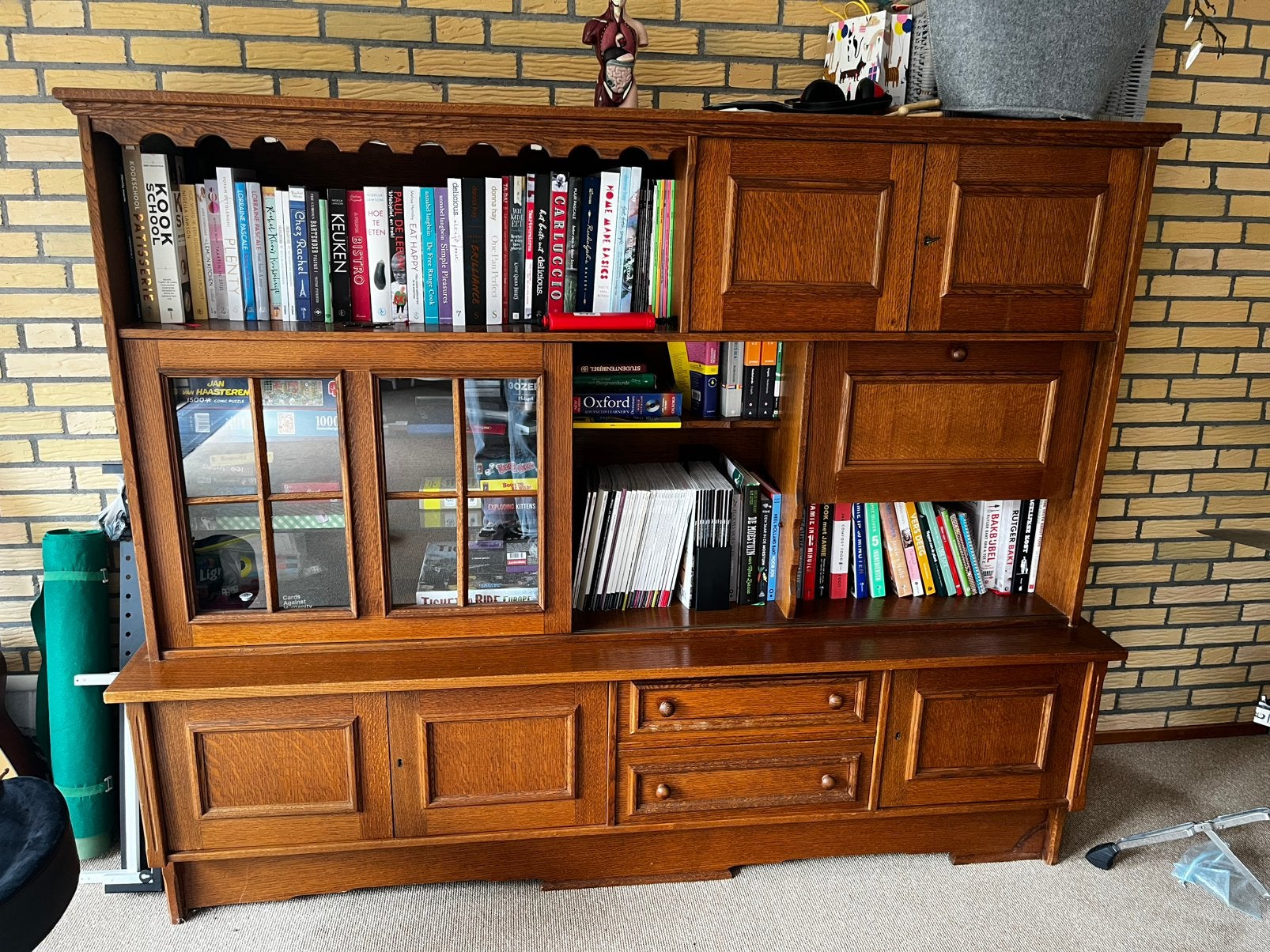 Vitrine kast, Huis en Inrichting, Kasten | Wandmeubels, Ophalen, Zo goed als nieuw, Minder dan 150 cm, 150 tot 200 cm