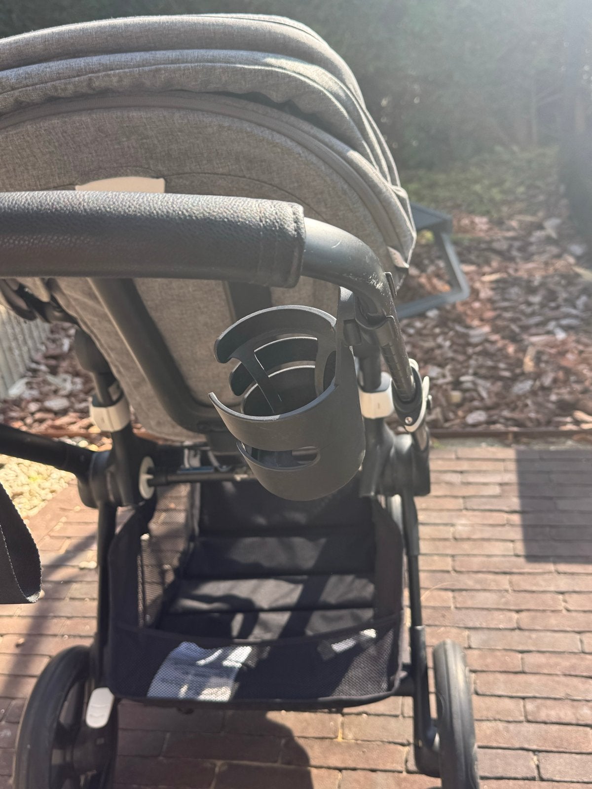 Foto 10 van Bugaboo Fox 2 kinderwagen grijs zwart inclusief alles