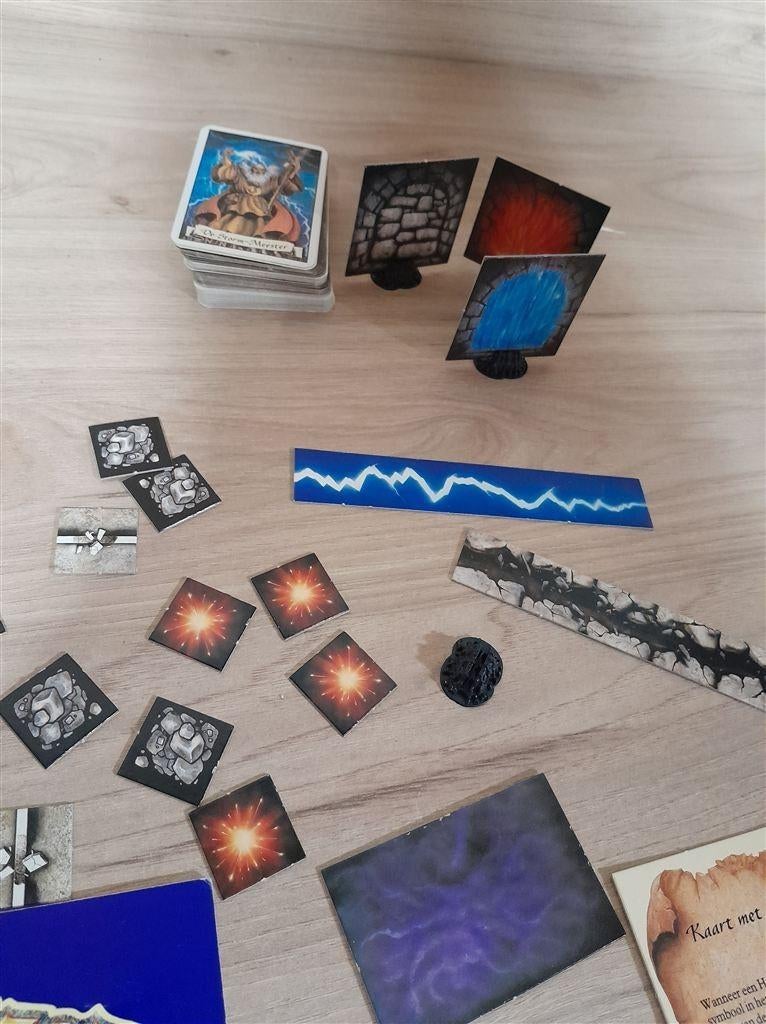 Heroquest de magiers van morcar - s3076, Hobby en Vrije tijd, Verzenden, Zo goed als nieuw