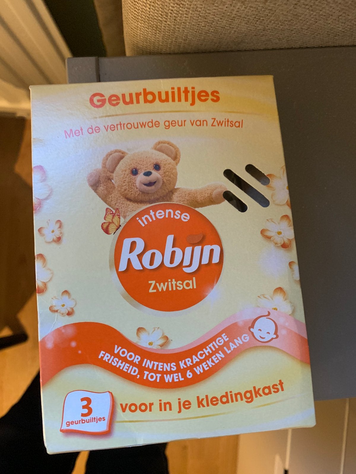 Geurbuiltjes Zwitsal, Ophalen