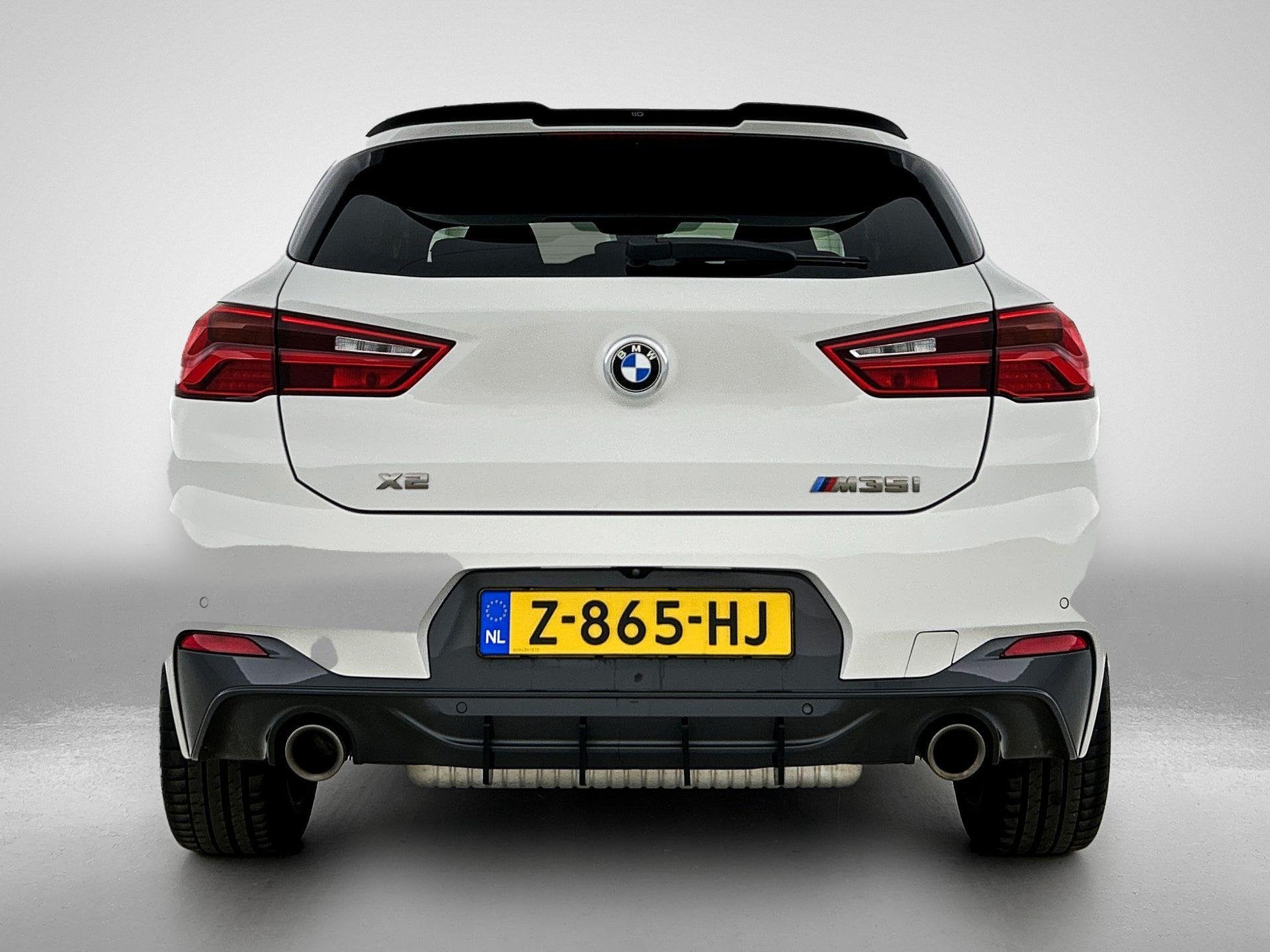 BMW X2 M35i High Executive Edition | NAVIGATIE | CAMERA | ST, Auto's, BMW, Gebruikt, 4 cilinders, Wit, Bedrijf