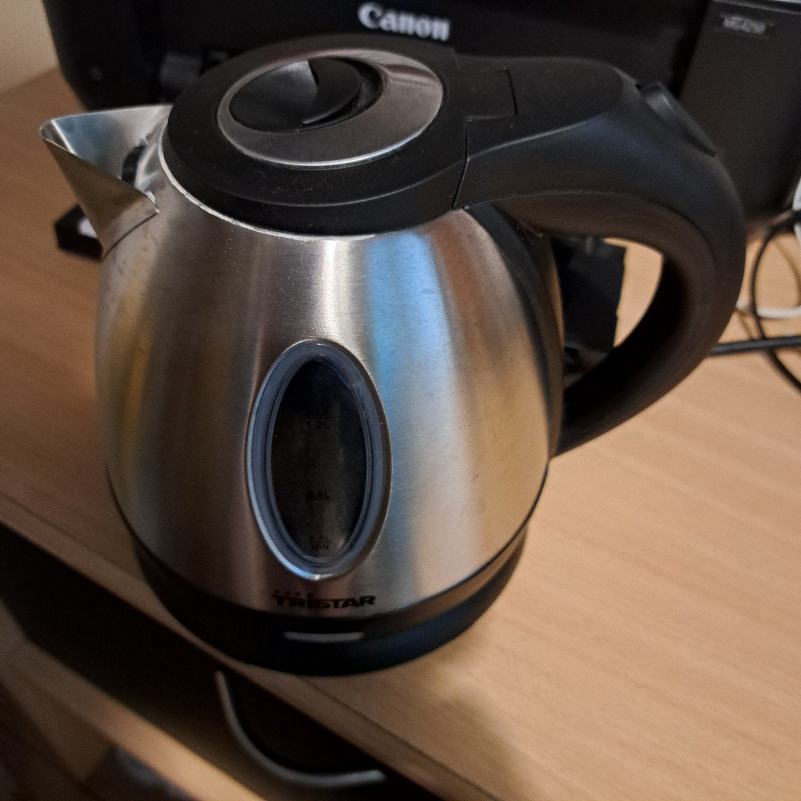 Tristar waterkoker RVS - 1.7L, Witgoed en Apparatuur, Waterkokers, 1 tot 2 liter, Ophalen of Verzenden, Gebruikt, Rvs
