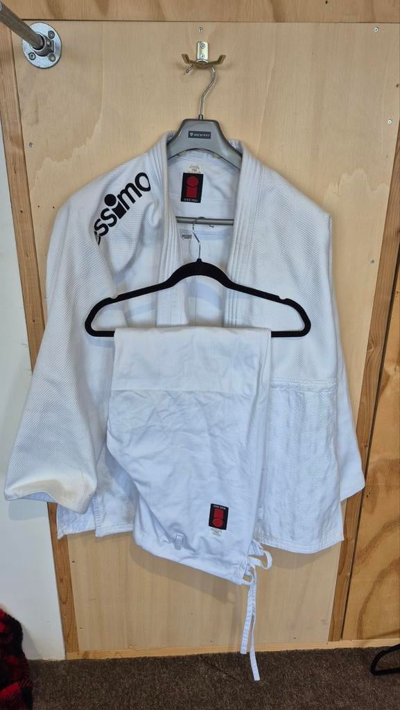 Judopak 190 essimo volwassenen, Ophalen, Zo goed als nieuw