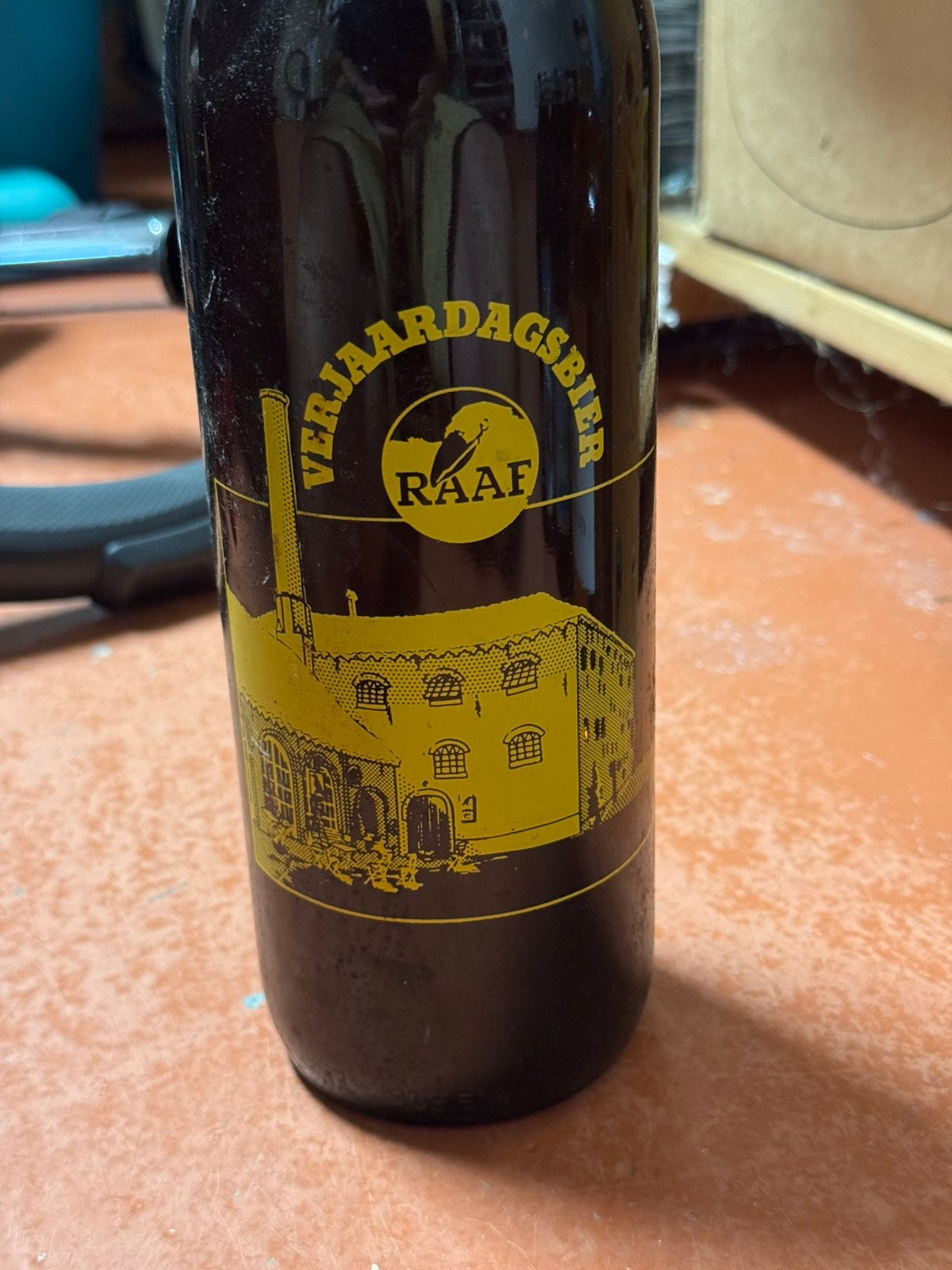 Zeldzame Raaf Verjaardagsbier 1L – vol & verzegeld – Heumen, Ophalen of Verzenden, Zo goed als nieuw, Flesje(s), Overige merken