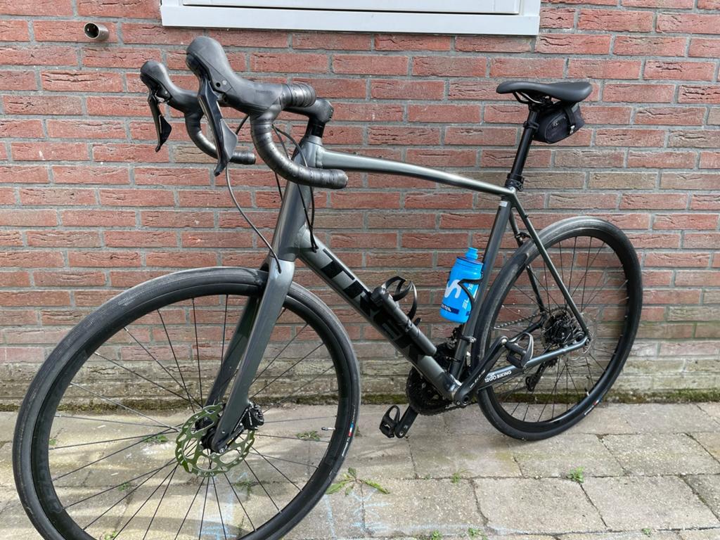Trek Domane AL 5 Disc racefiets, Fietsen en Brommers, Fietsen | Racefietsen, Heren, Aluminium, Zo goed als nieuw, 57 tot 61 cm