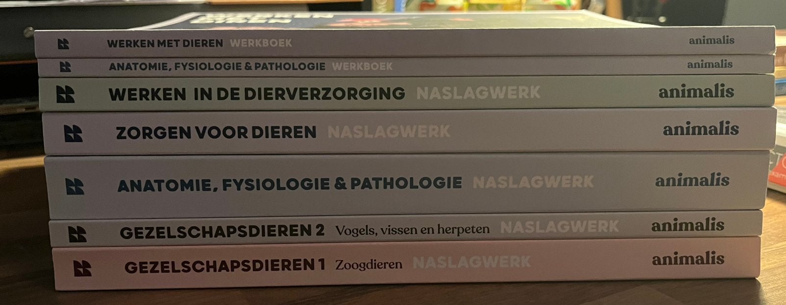 Animalis - compleet boekenpakket dierverzofging, Ophalen of Verzenden, Zo goed als nieuw, Overige niveaus