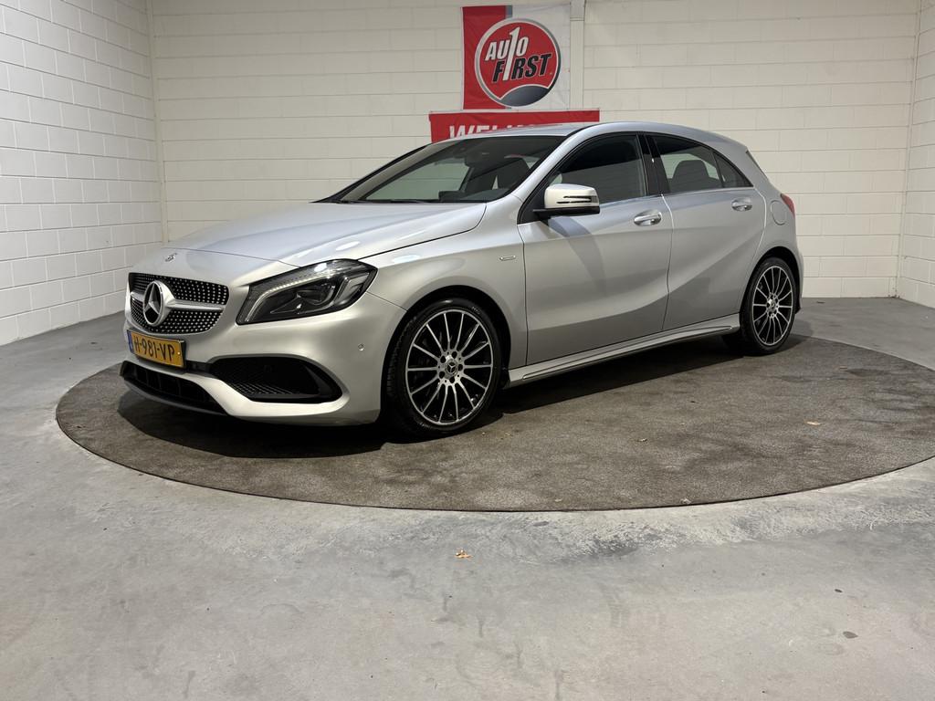 Mercedes-Benz A-Klasse 180 Prestige, Amg pakket, Volledig on, Voorwielaandrijving, Stof, Gebruikt, 4 cilinders