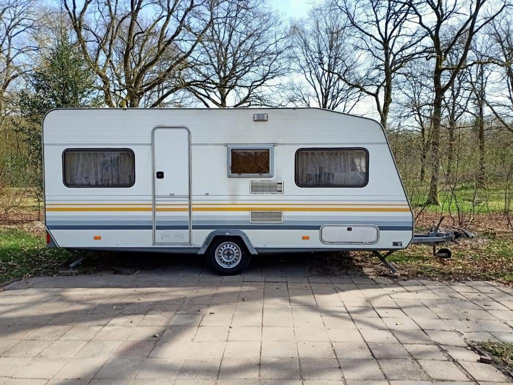 Knaus Caravan 1991, Caravans en Kamperen, Caravans, Rondzit, Particulier, Zonnepaneel, 6 tot 7 meter