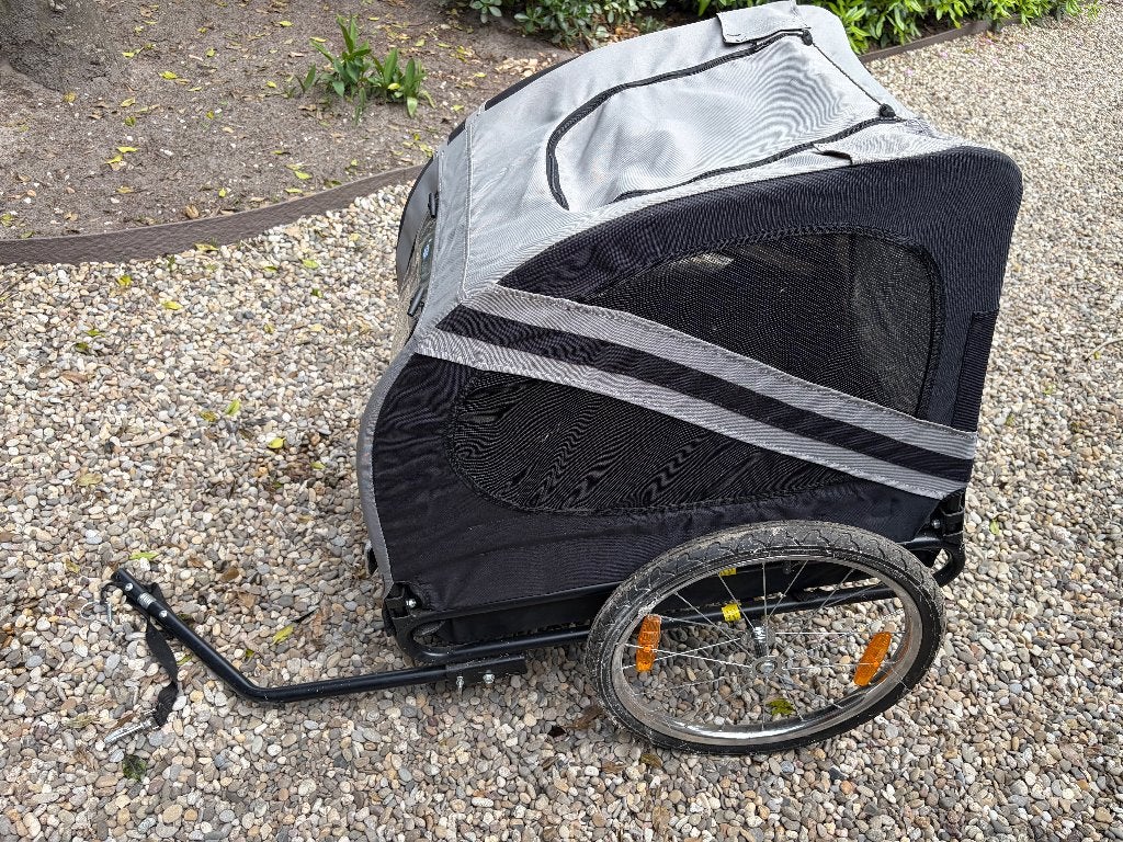 Fietskar Flamingo (grijs) voor hond, Fietsen en Brommers, Fietsaccessoires | Aanhangers en Karren, Gebruikt, Hondenkar, Minder dan 20 kg