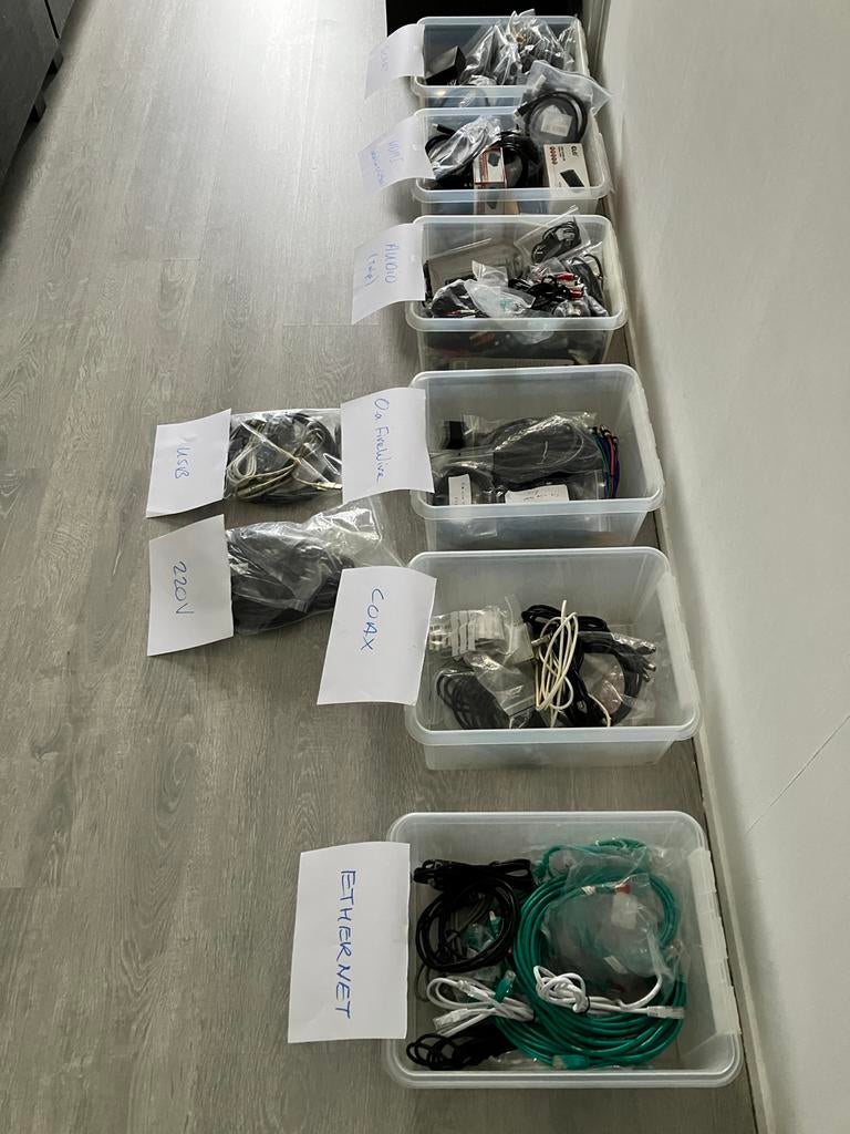 Diverse kabels: HDMI, USB, Audio, Coax, Ethernet en meer, Ophalen, Nieuw, Minder dan 2 meter, Overige kabels