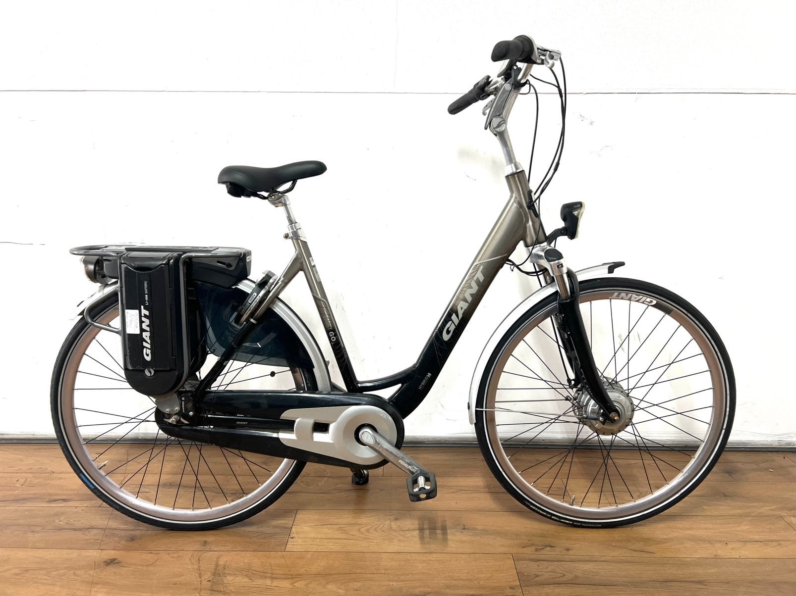 Giant Twist Go Elektrische Dames Fiets (met nieuw accu), 47 tot 51 cm, Ophalen of Verzenden, Zo goed als nieuw, Overige merken
