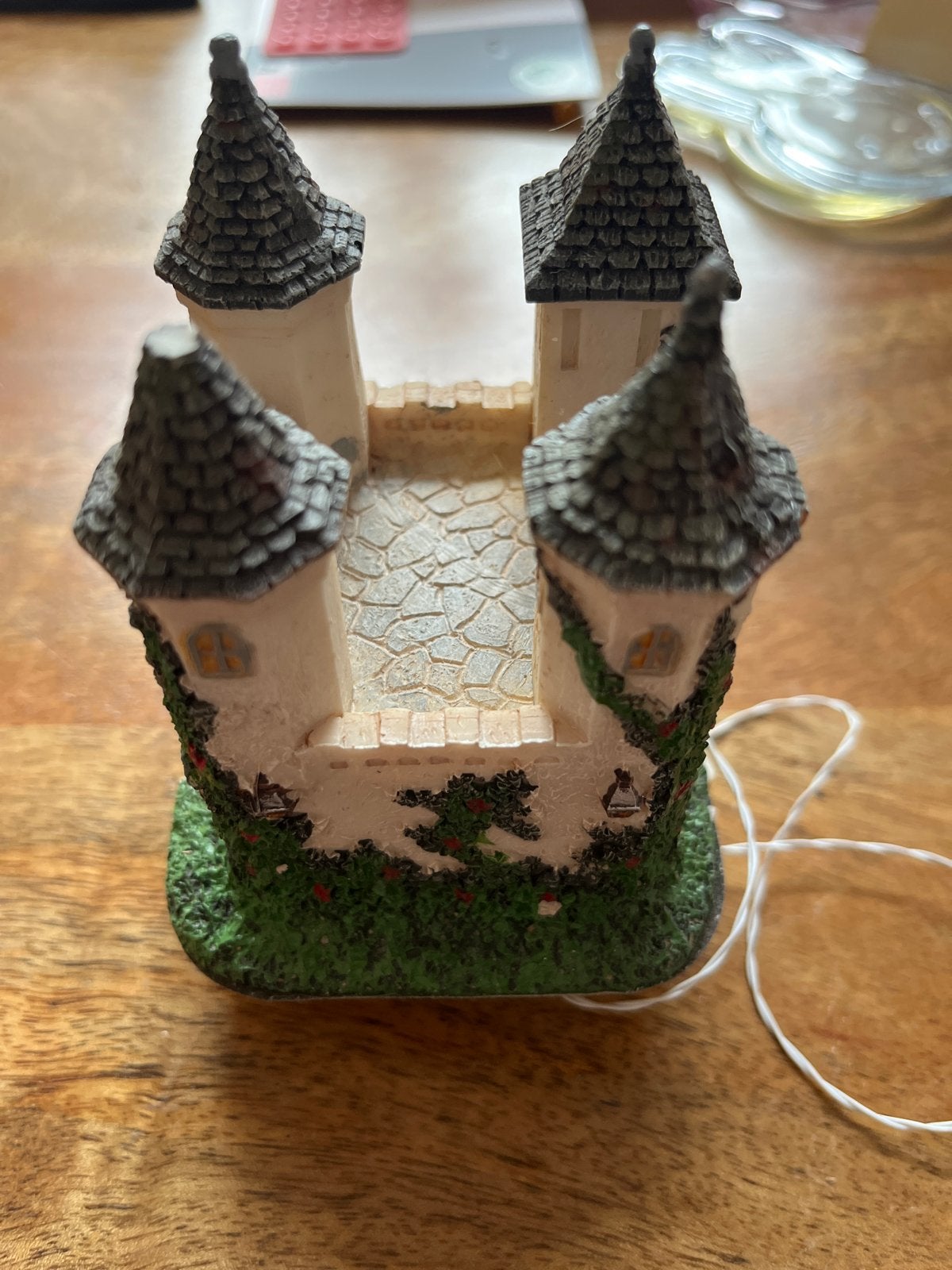 Efteling Doornroosje Kasteel met verlichting, Ophalen of Verzenden, Zo goed als nieuw, Beeldje of Poppetje