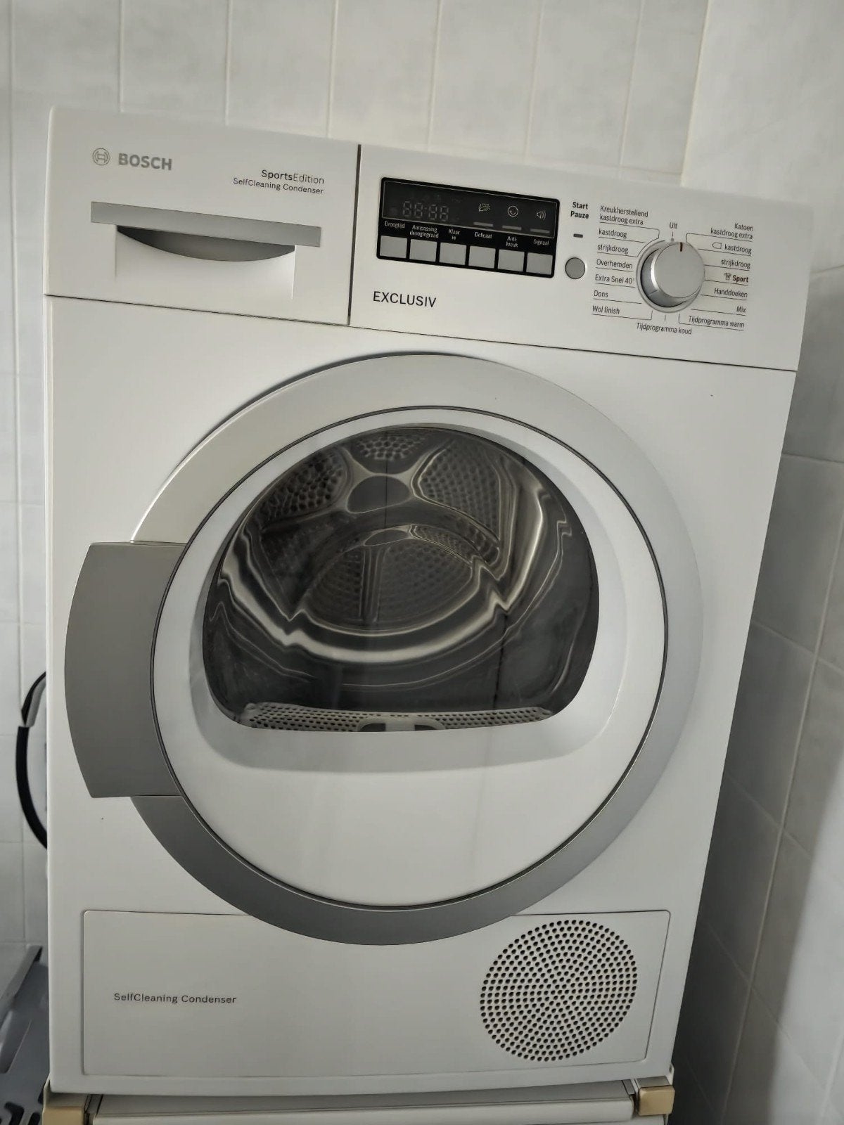 Bosch SportsEdition SelfCleaning Condenser Droger, Witgoed en Apparatuur, Wasdrogers, Ophalen, Anti-kreukfase, 8 tot 10 kg, Zo goed als nieuw
